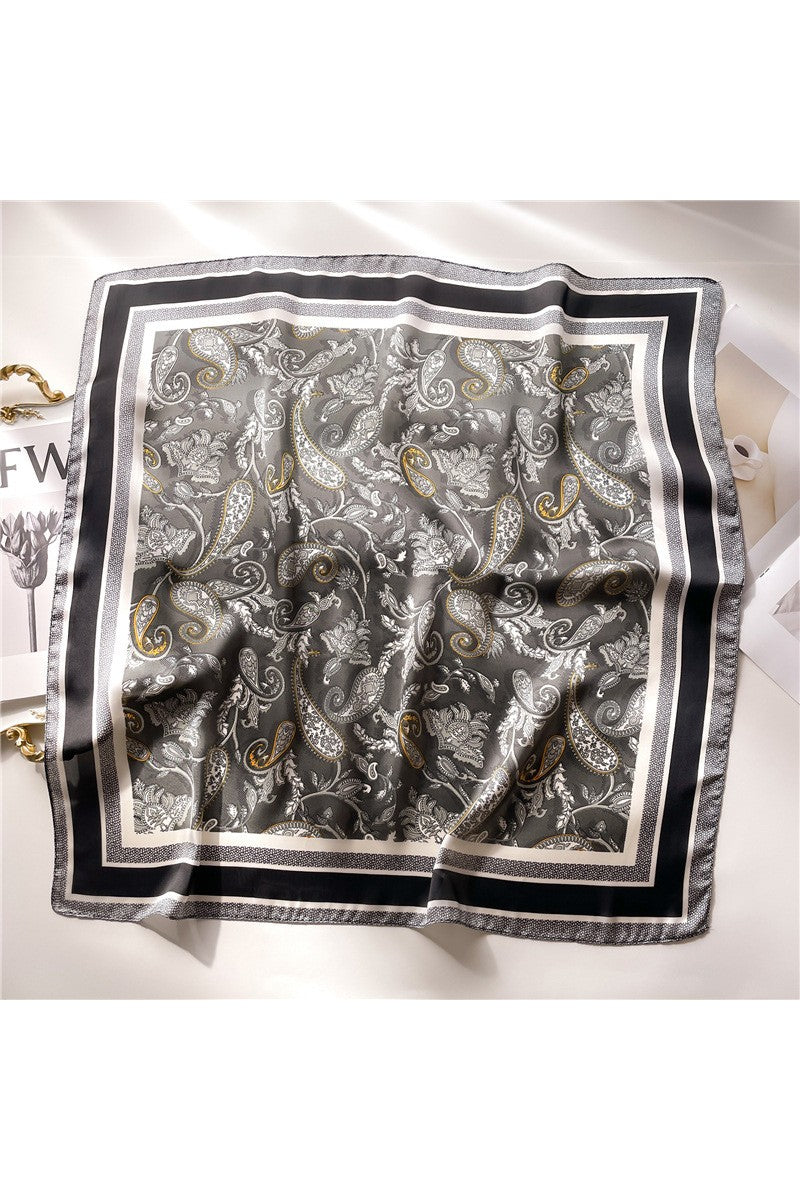 Mila Bandana