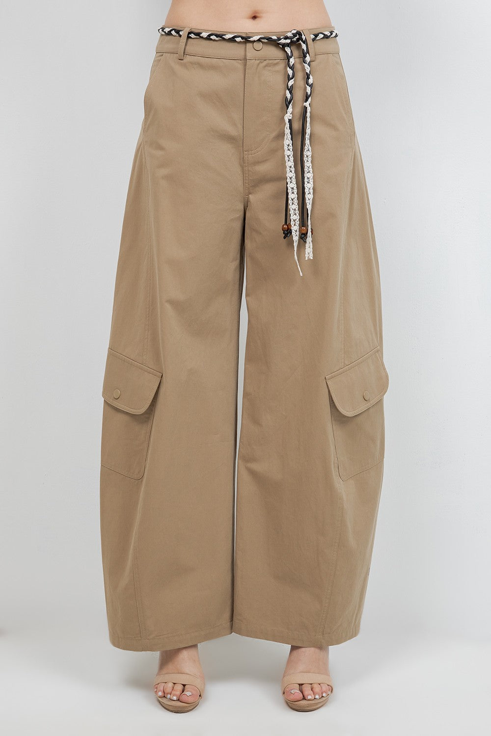 Barrel Trousers With Belt