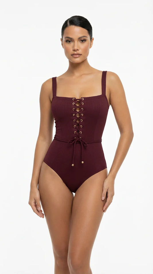 London One Piece Signature