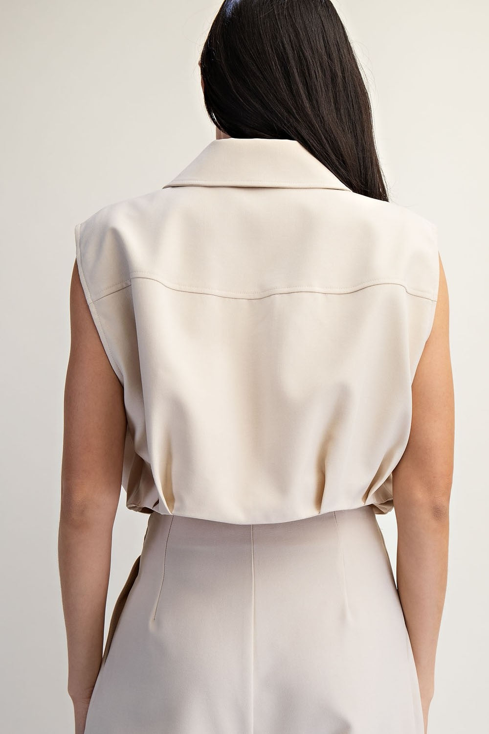 Zip-up Collared Crop Top