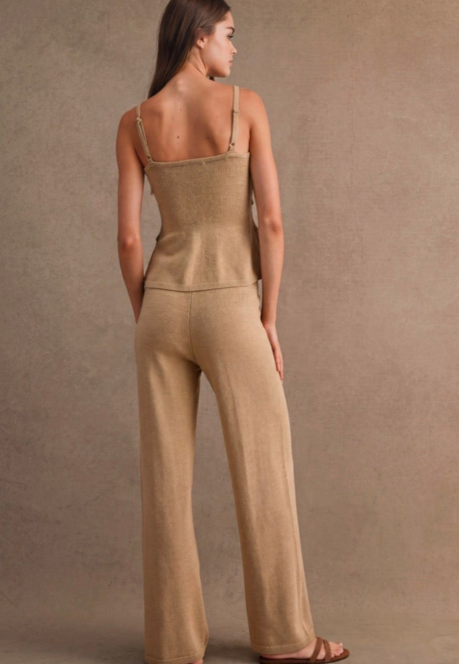 Nina Cut Out Set