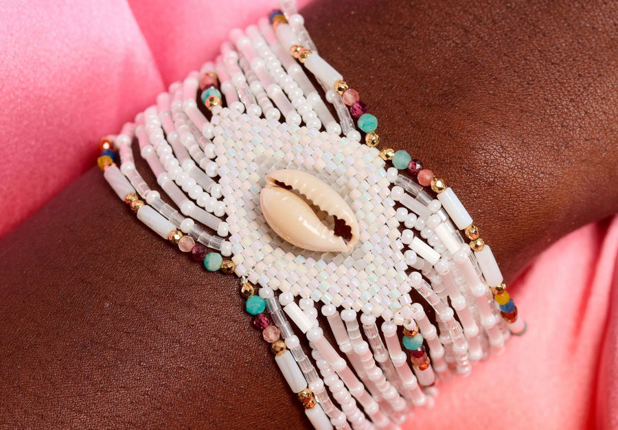 CUFF CHOKOHONA WHITE